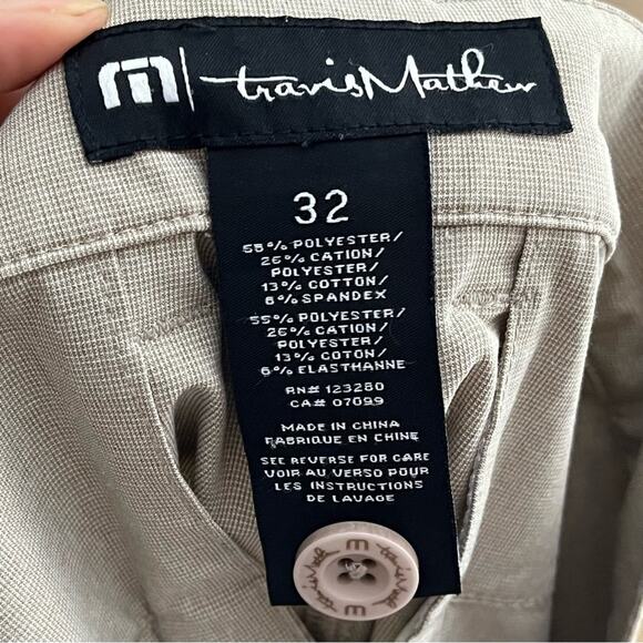 TRAVIS MATHEW tan flat front shorts men's size 32 summer golf preppy - Picture 4 of 4